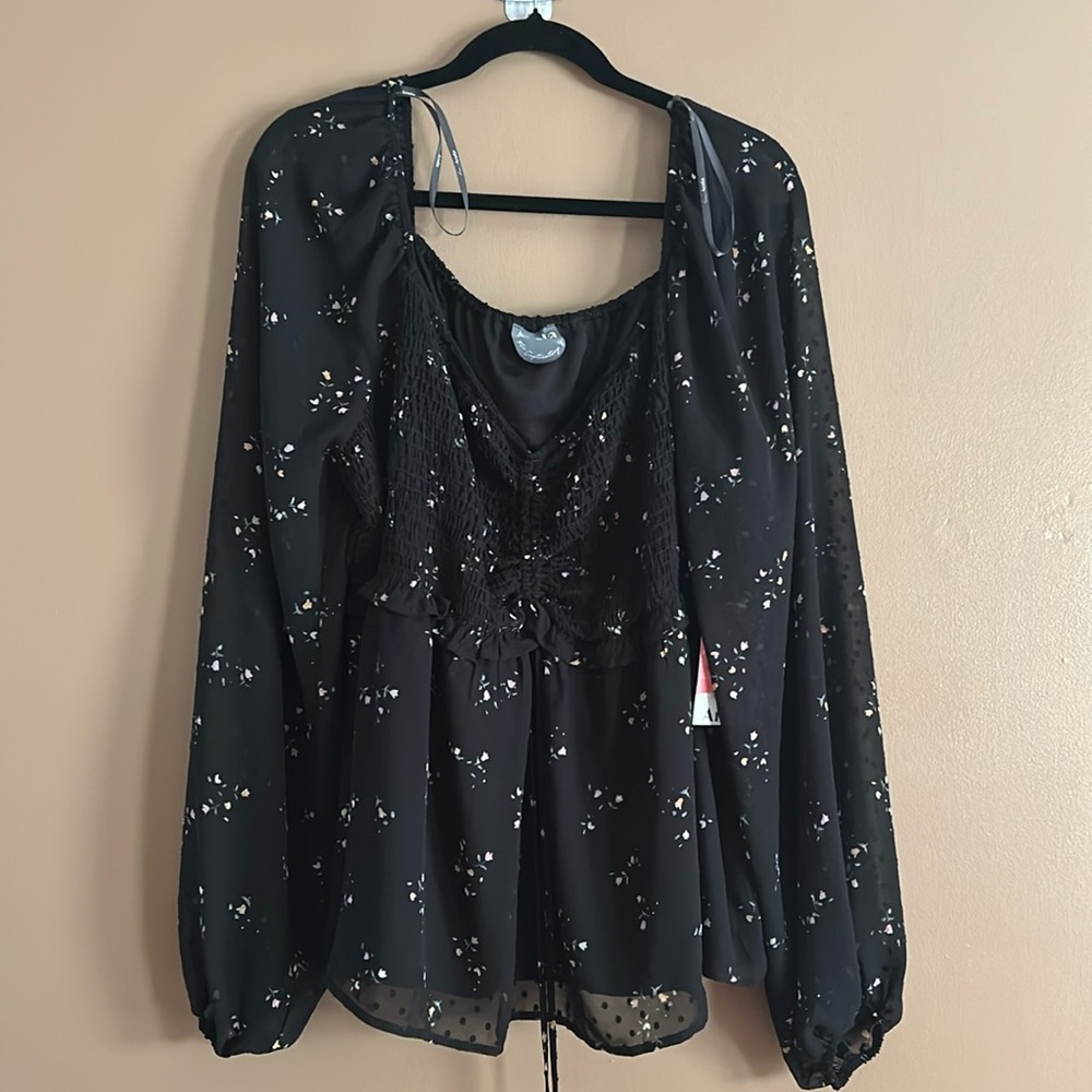 NWT Arula Black Floral Long Sleeve Smocked Blouse Shirt Size C 3X